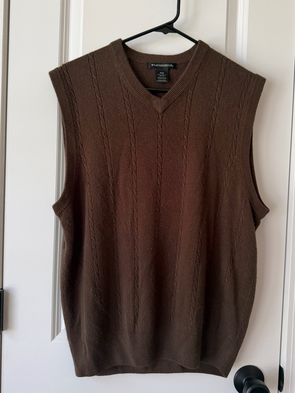 WEATHERPROOF | Men's Brown Cable-Knit V-Neck Sweater Vest - Size M